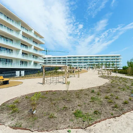 Polanki Aqua Family Retreat - Comfort, Wellness & Pool Apartment Kolobrzeg